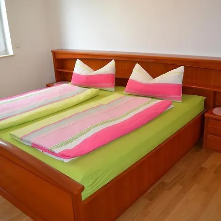 Marion Apartament *